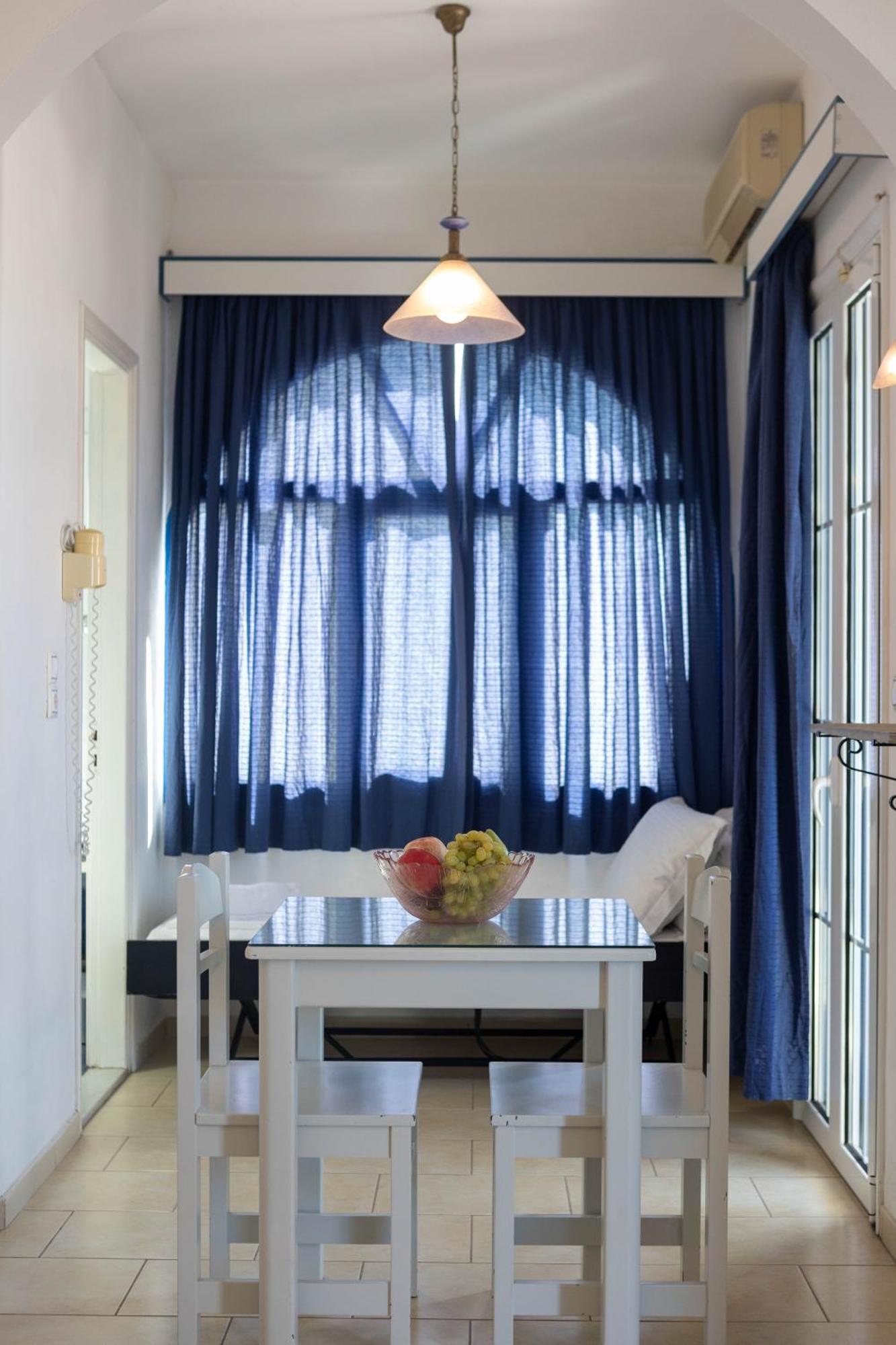Studios Alsos Naxos City Room photo